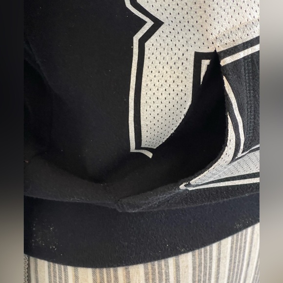 Super cute “Pink” brand zip up hoodie - Picture 3 of 3